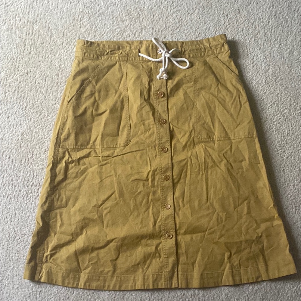 Casual Tan Skirt with Button Detail